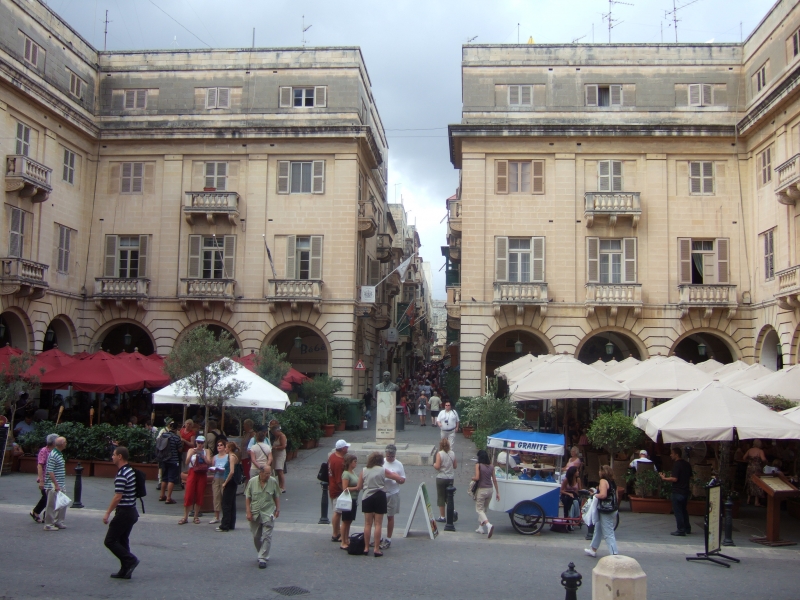 Cliquer pour voir l'image en taille réelle