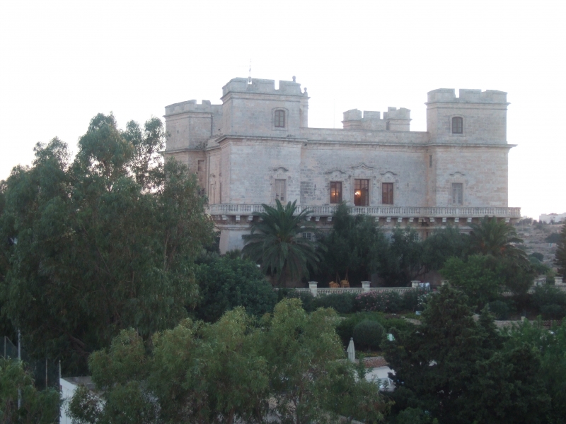 Cliquer pour voir l'image en taille réelle